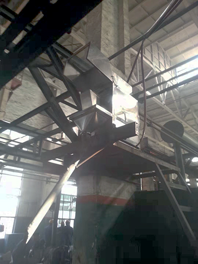 中轉(zhuǎn)包自動(dòng)孕育裝置